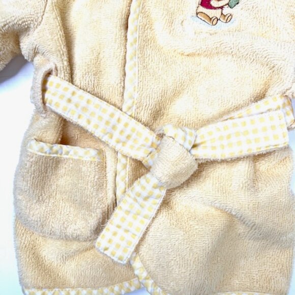 Disney's Winnie the Pooh Hooded Terrycloth Robe - Picture 6 of 7